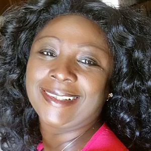 Meet your Posher, Vivian bamfo